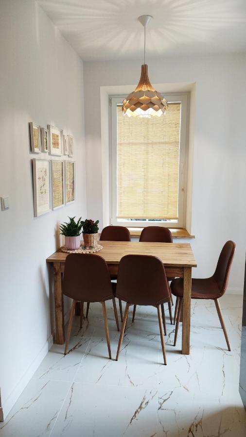 B&D Apartament Chelmiec Appartement Wałbrzych Buitenkant foto